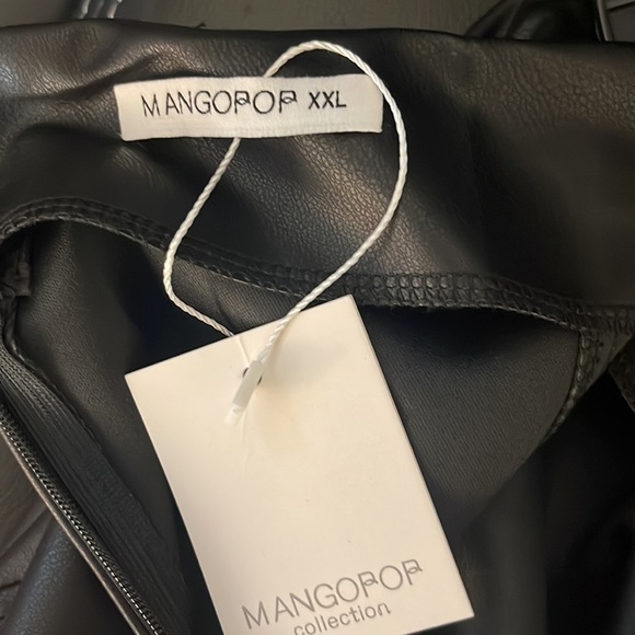 NWT MANGOPOP Mini Skirt Black front slit XXL bodycon faux leather fully lined - Picture 5 of 5